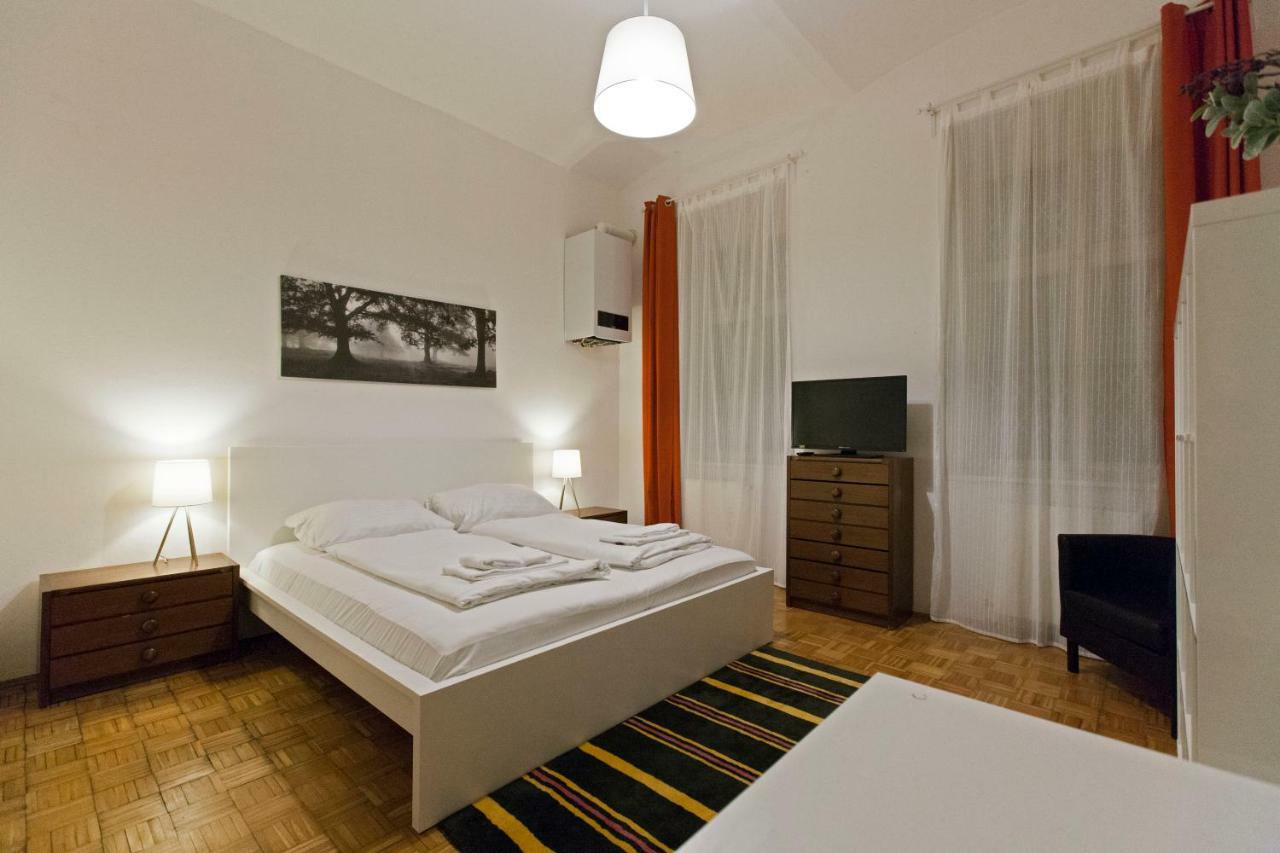 Heart Of Vienna Harmoniegasse Apartment Luaran gambar