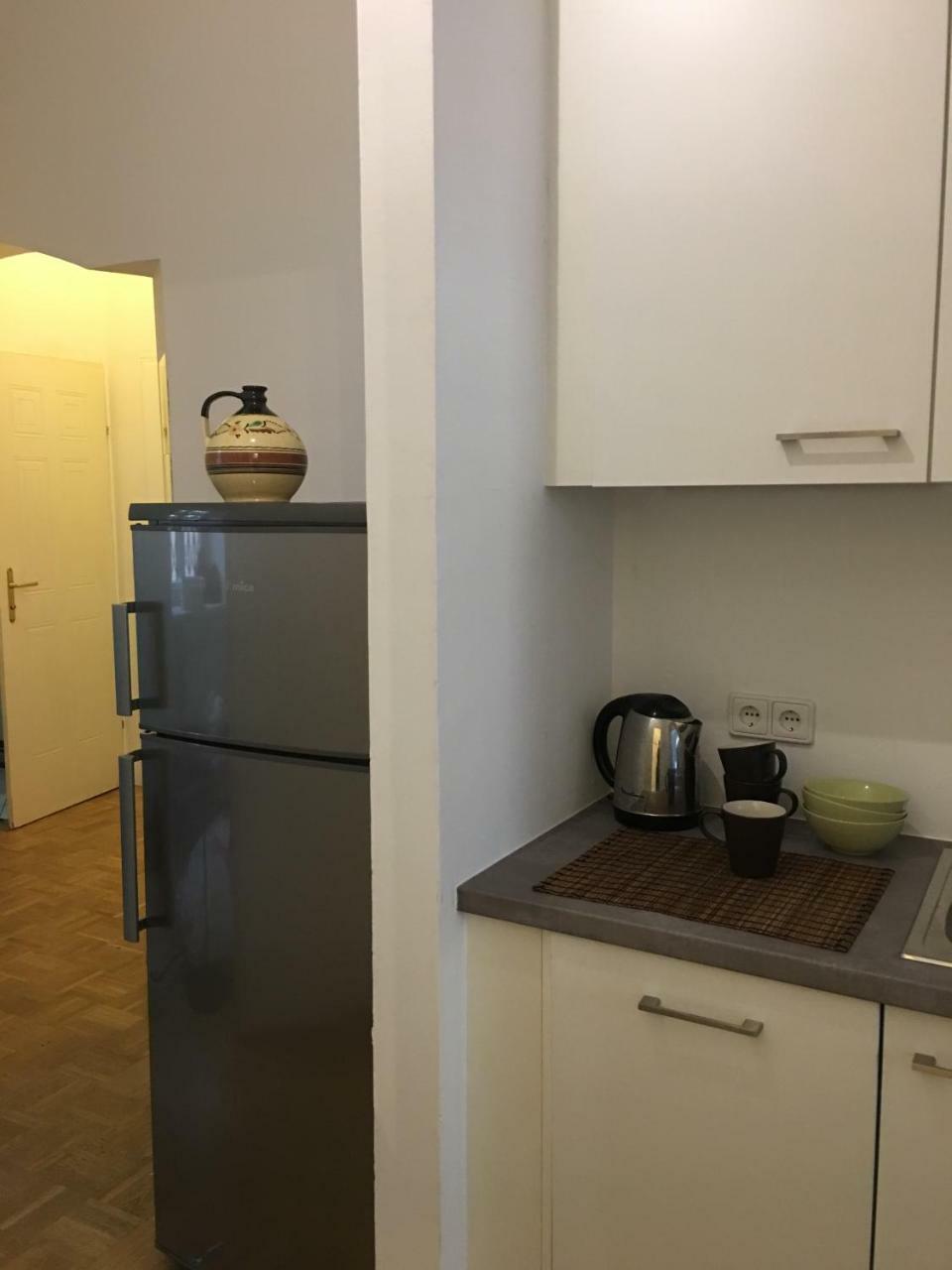 Heart Of Vienna Harmoniegasse Apartment Luaran gambar